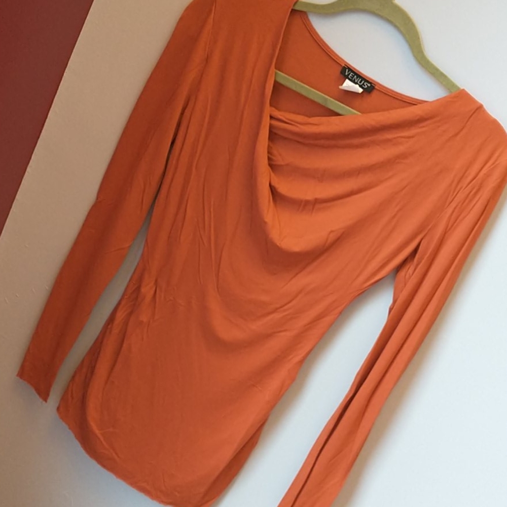 Venus Ruched Long Sleeved Fitted Tee - XS